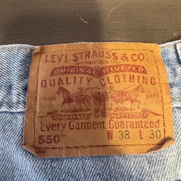 Levi's 38x30 - Picture 4 of 4
